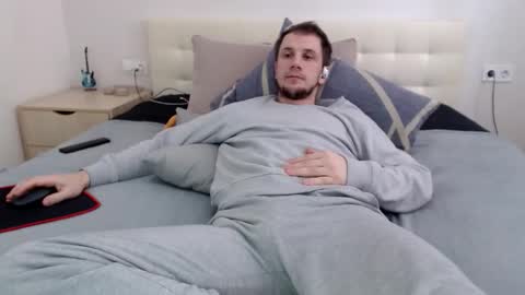 Snapshot of nikkiaadel chatting on 02.13.26 Nick online show from 02.13.26