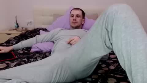 Snapshot of nikkiaadel chatting on 02.18.26 Nick online show from 02.18.26