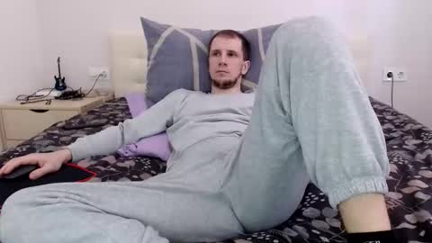 Snapshot of nikkiaadel chatting on 03.02.26 Nick online show from 03.02.26