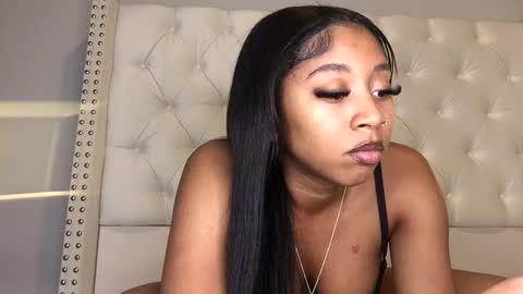 Snapshot of nikkib333 chatting on 01.18.25 NikkiB online show from 01.18.25