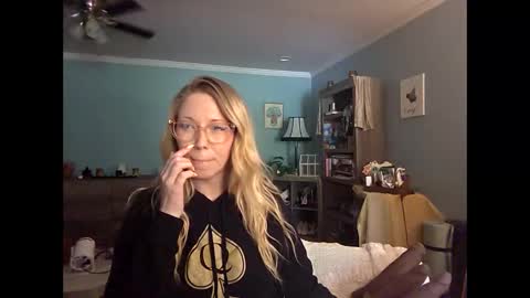 Snapshot of nikkib653466 chatting on 06.08.26 nikkib653466 online show from 06.08.26