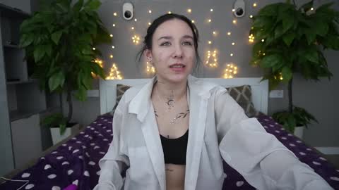 Nikki online show from 02.01.25