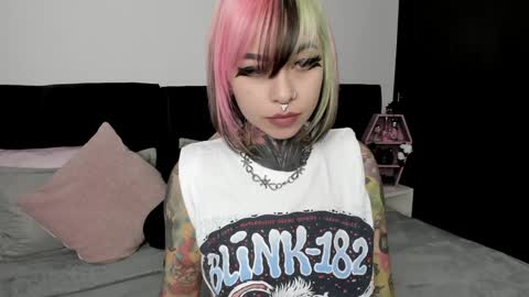 Snapshot of nikkiramone chatting on 02.03.25 Nikki Ramone   online show from 02.03.25