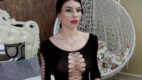 Nikky online show from 02.21.25