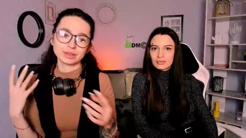 Nikky online show from 03.12.25