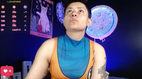 Nikky online show from 11.28.25