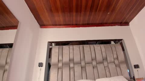     online show from 10.08.25