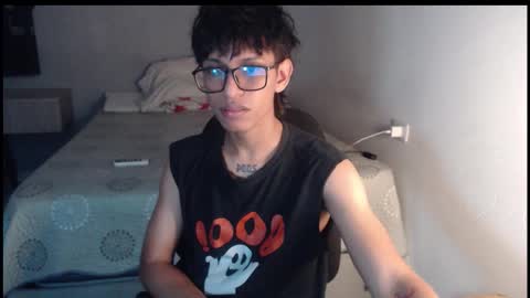 niklaus_wolf online show from 09.09.25