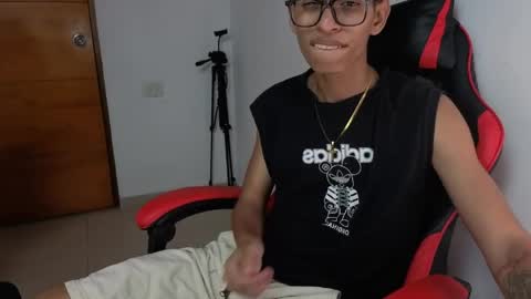 niklaus_wolf online show from 03.30.26