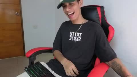 niklaus_wolf online show from 04.14.26