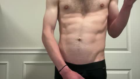 Snapshot of niko9inches chatting on 04.16.26 niko9inches online show from 04.16.26