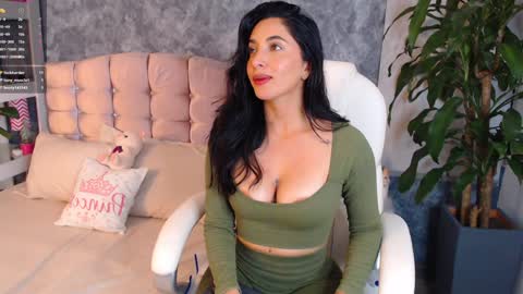 Snapshot of niko_robin chatting on 02.04.25 Niko Robin online show from 02.04.25