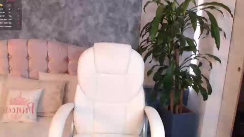 Snapshot of niko_robin chatting on 03.06.25 Niko Robin online show from 03.06.25