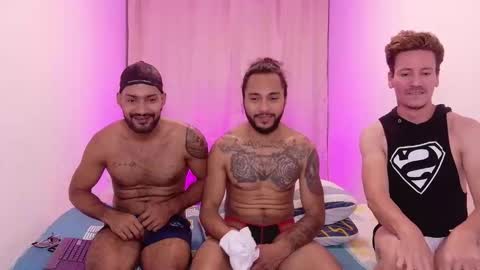 niko_roko online show from 10.24.25