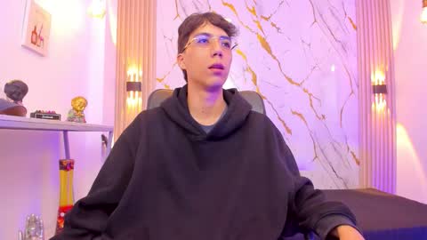    online show from 01.12.26