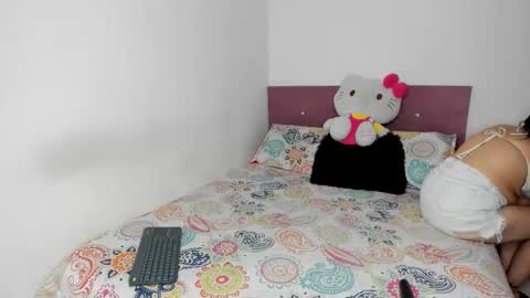 Nikole online show from 02.05.26