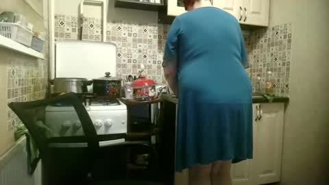 Nikoletta online show from 01.04.25