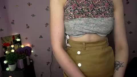 Snapshot of nikolleta_m chatting on 11.29.25 Nikolleta online show from 11.29.25