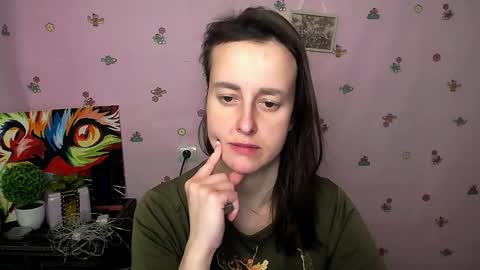 Snapshot of nikolleta_m chatting on 12.17.25 Nikolleta online show from 12.17.25