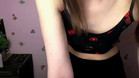 Snapshot of nikolleta_m chatting on 01.10.26 Nikolleta online show from 01.10.26