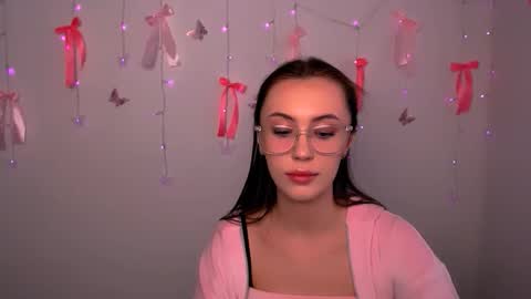 nikonara_ online show from 04.18.26