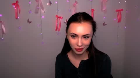 Snapshot of nikonara_ chatting on 04.25.26 nikonara_ online show from 04.25.26