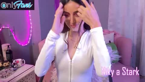 Niky A Stark online show from 11.16.25