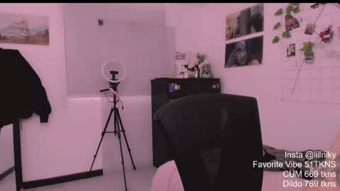 Snapshot of nikylaine chatting on 02.08.26 Nikylaine online show from 02.08.26