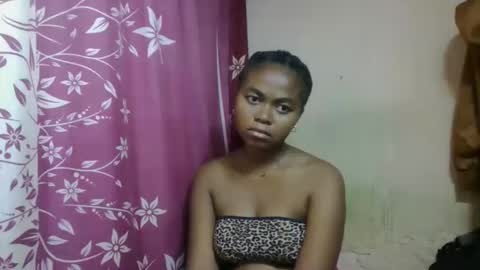 Snapshot of nilahmarie chatting on 03.25.26 nilah online show from 03.25.26