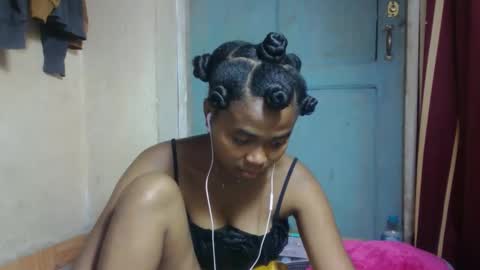 Snapshot of nilahmarie chatting on 03.31.26 nilah online show from 03.31.26