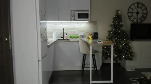 Bella online show from 12.03.25