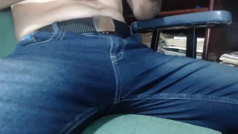 Snapshot of niluthydaniel chatting on 09.27.25 niluthydaniel online show from 09.27.25