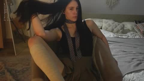 Jennet online show from 11.06.25