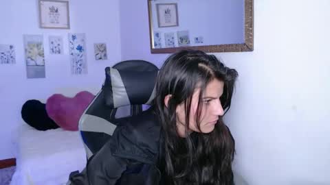 nina__777 online show from 01.12.26