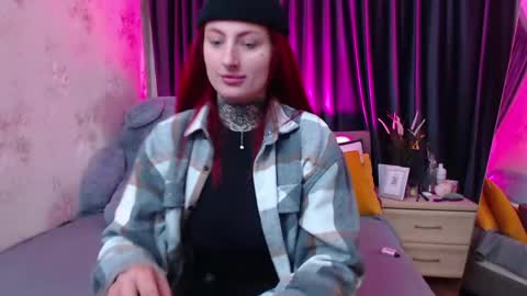 Snapshot of nina_b1um chatting on 04.25.26 Nina online show from 04.25.26
