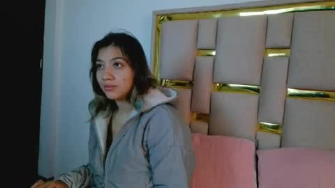 Nina Carther online show from 11.22.25