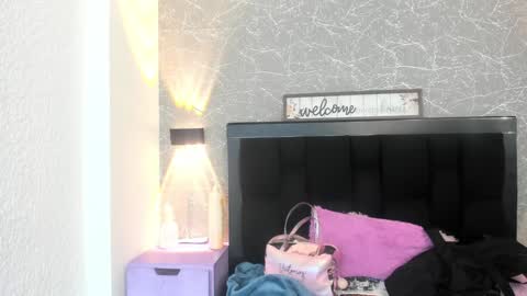 Nina online show from 01.27.25