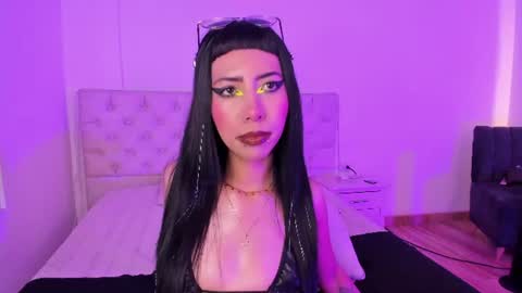 Snapshot of nina_fooxxx1 chatting on 06.11.26 Nina Fox online show from 06.11.26