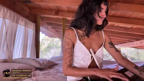 Nina.  online show from 10.12.25