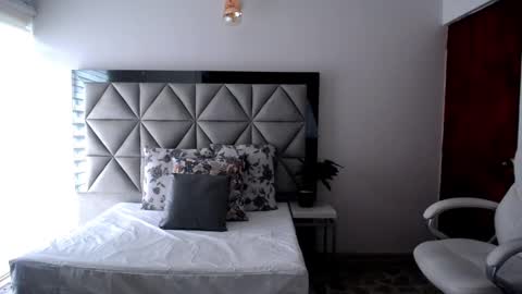  Nina  online show from 02.08.25