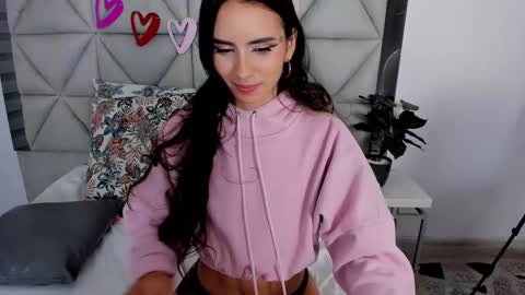  Nina  online show from 02.19.25