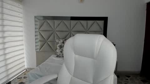  Nina  online show from 03.12.25