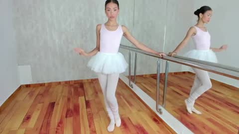 Natalia  FOLLOW ME ----  nathy po online show from 02.15.25