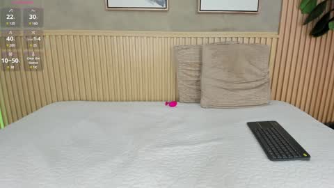 NINA online show from 01.26.25