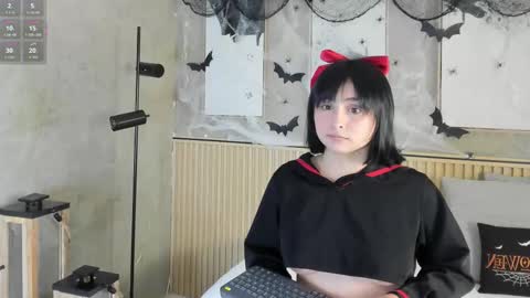 NINA online show from 10.24.25