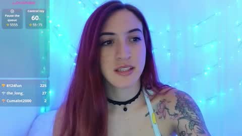 Snapshot of ninaa_fox chatting on 04.16.26 Ninaa fox online show from 04.16.26
