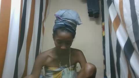 ninaeaa online show from 12.20.25