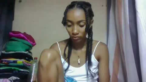 ninaeaa online show from 04.10.26