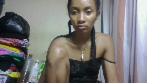 Snapshot of ninaeaa chatting on 04.16.26 ninaeaa online show from 04.16.26