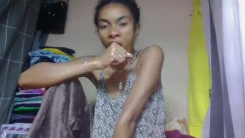 Snapshot of ninaeaa chatting on 04.21.26 ninaeaa online show from 04.21.26